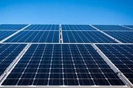 光伏發(fā)電儲(chǔ)能電池價(jià)格一般是多少?