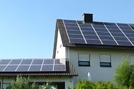 工商業裝太陽能光伏發電劃算嗎?